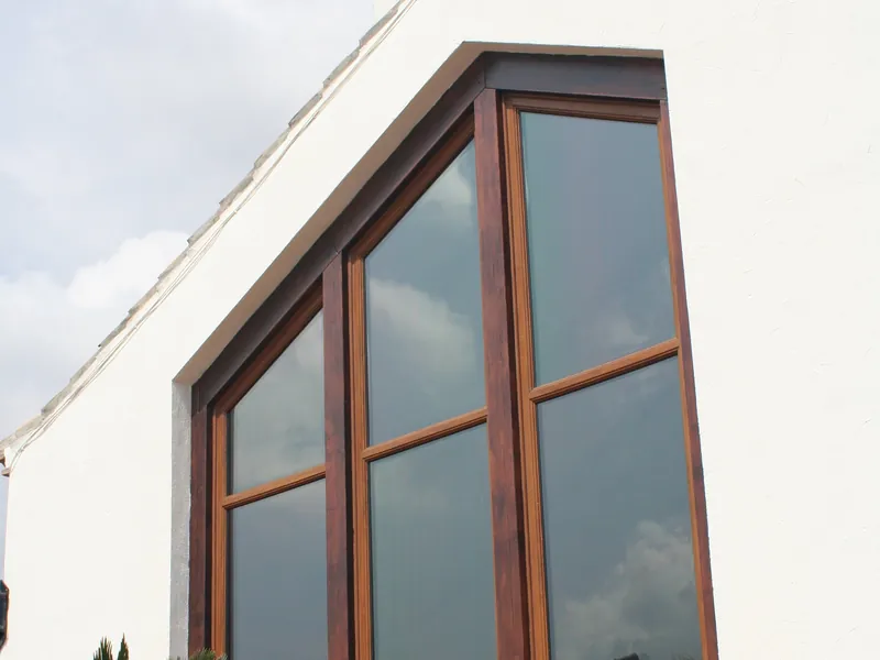 Bow Windows — Gallery Kensington