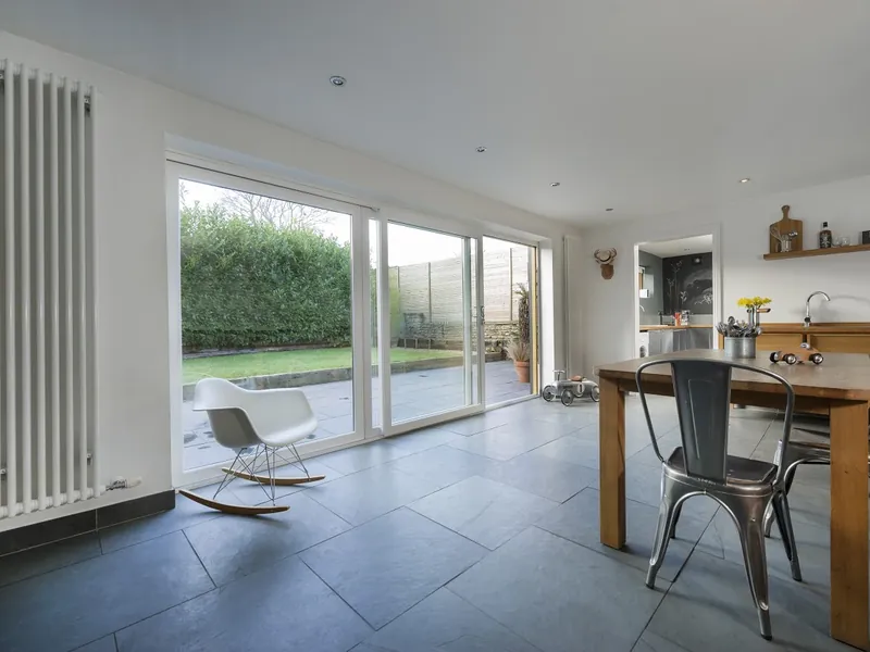 Sliding Windows — Gallery Kensington